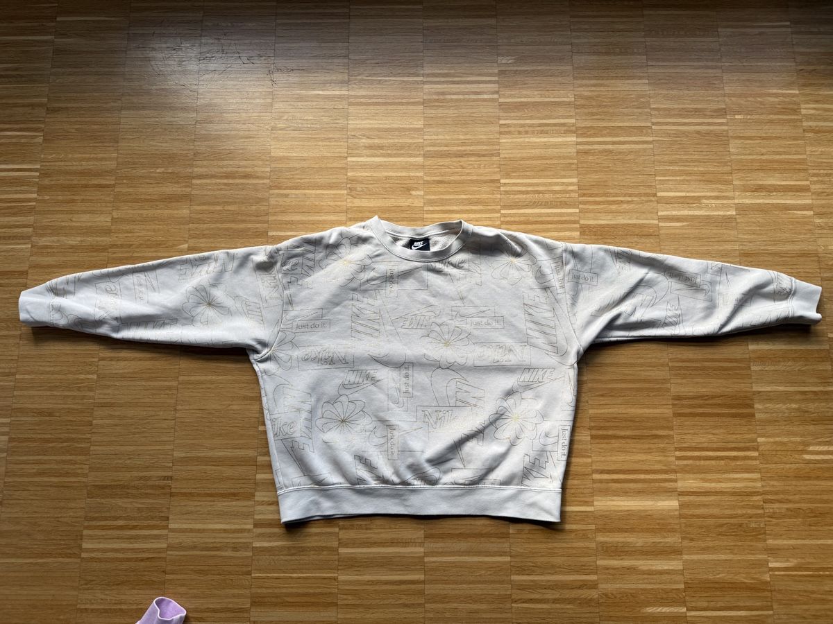 Nike Pullover & Sweatshirts: Nike Pullover Beige – Gebraucht aus Uster von maede8610 1