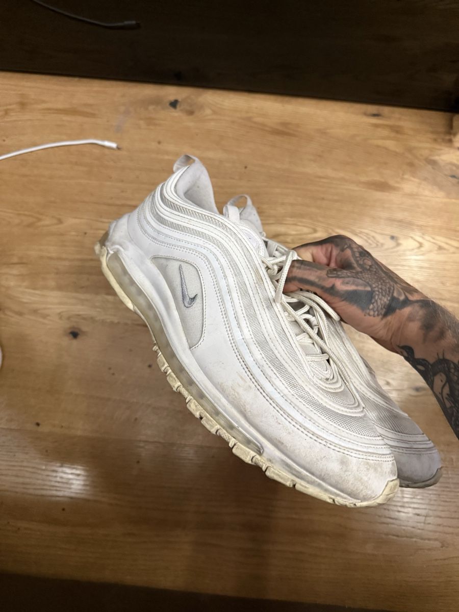 Nike Herrenschuhe: Air Max 97 Weiss – Gebraucht aus Domat/Ems von kik_8btw