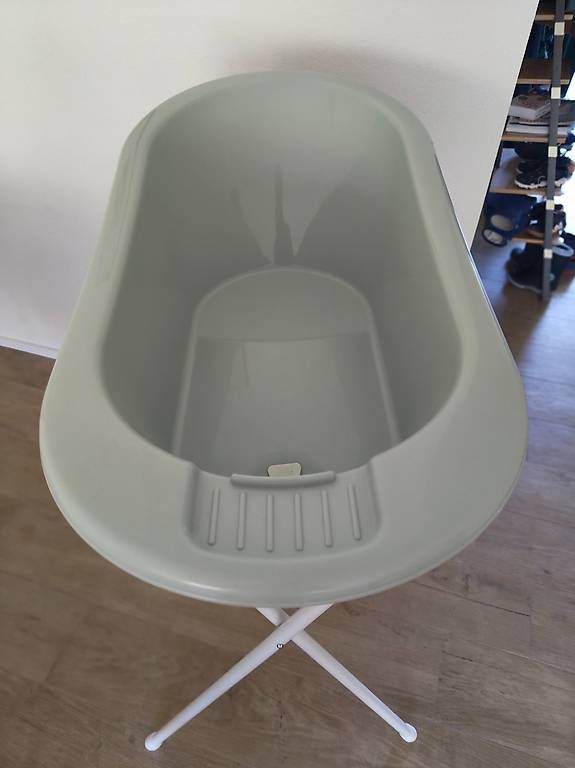 Vasche da bagno: Babybadewanne inkl. Ständer bébéjou – Usato da Riehen venduto da Ansepha 1