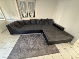 Ecksofa grau mit Kunstleder, Masse 323x216cm