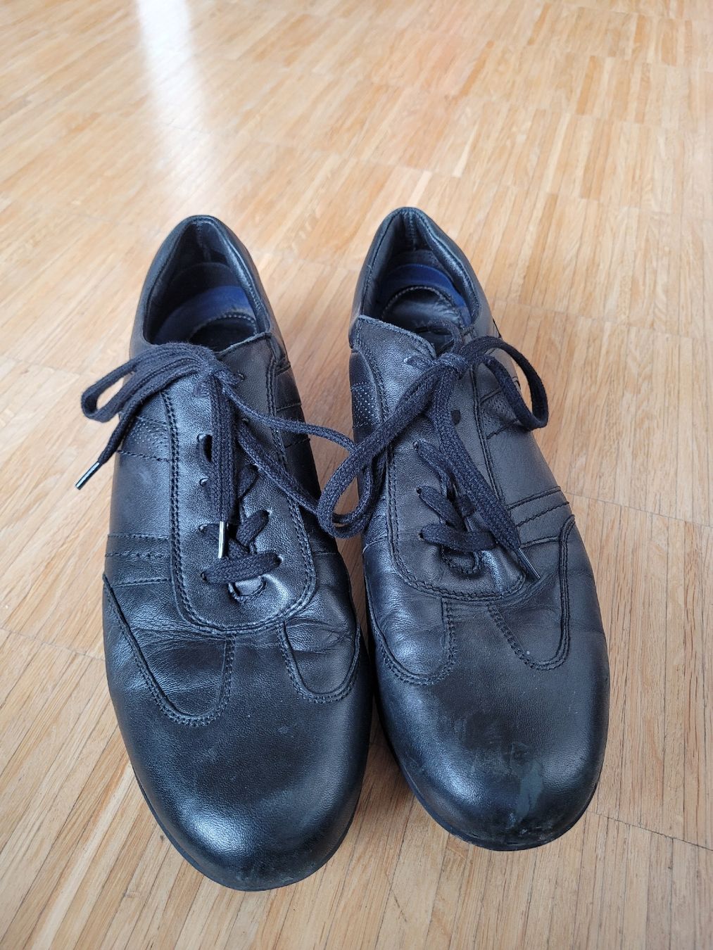Scarpe da uomo: Schwarze Herrenschuhe, Grösse 44, – Usato da Uster venduto da 13smiley13 3