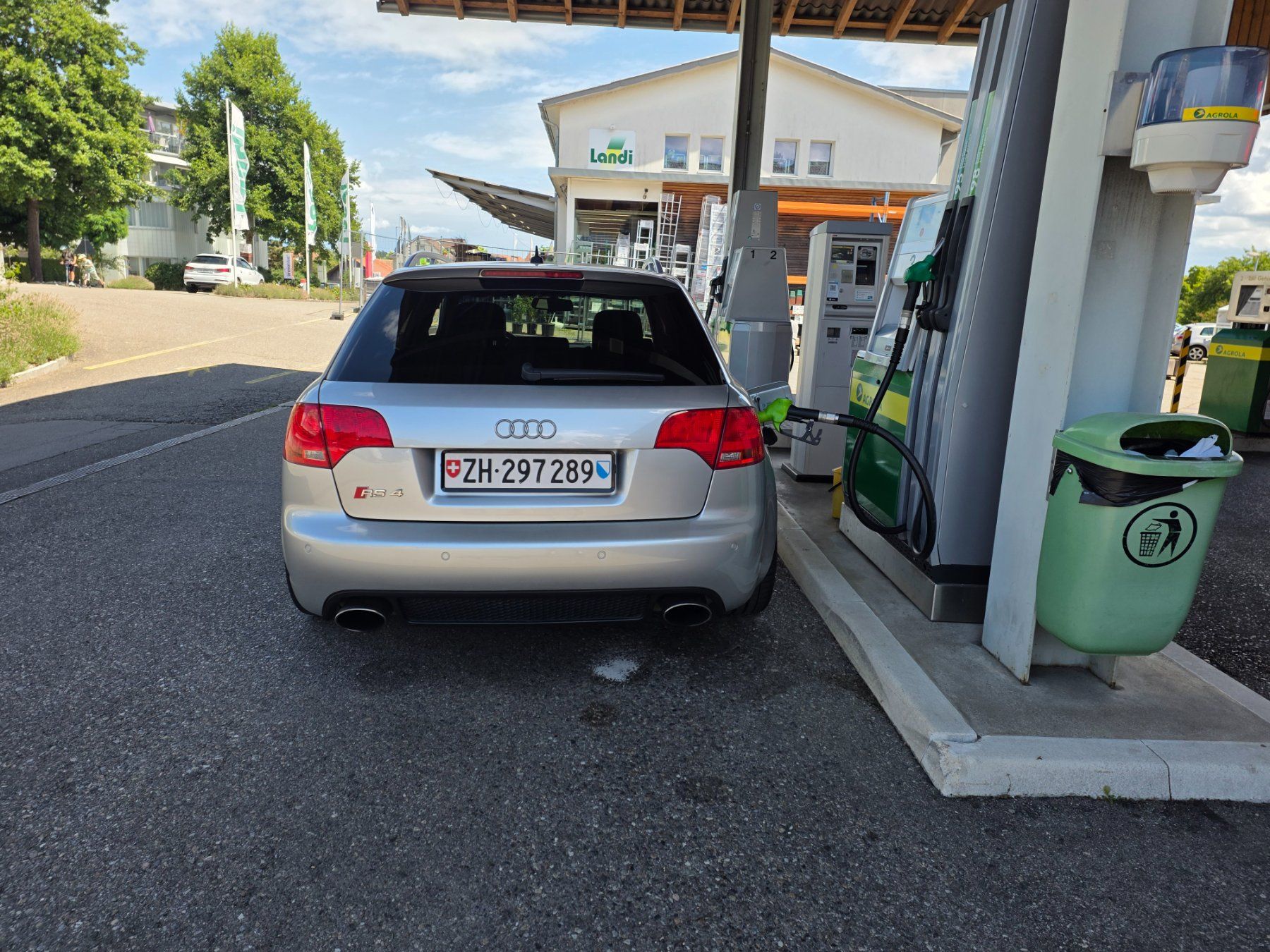 Audi Automobili: RS4 B7 Avant – Usato da Zürich venduto da LL94 4