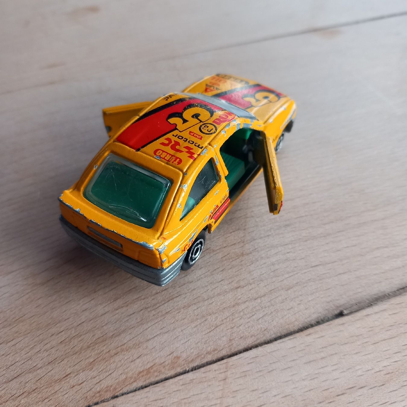 Ford Modellini d'auto: MajoFord Escort, gelb, 1/55, – Usato da Ebnat-Kappel venduto da blazzi 1