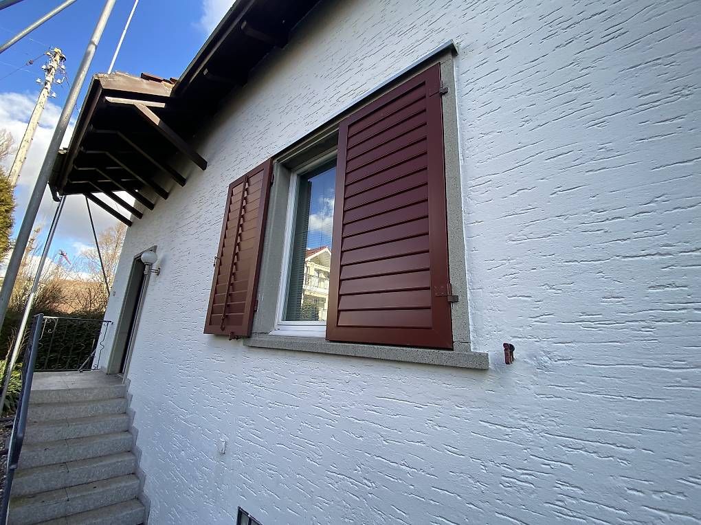 Persiane: Fensterläden Aluminium  – Usato da Zürich venduto da odar66 1