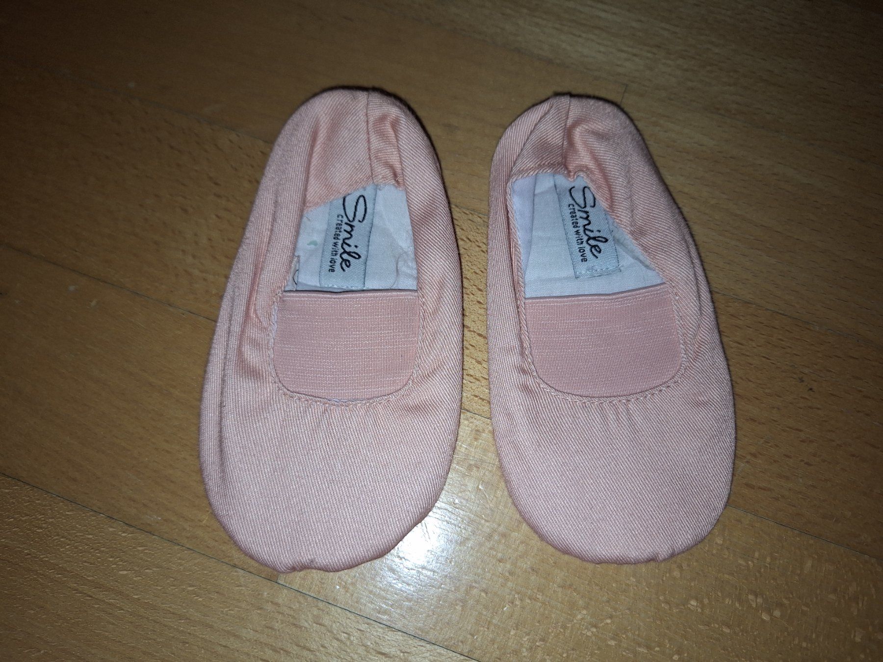 Scarpe per ragazze: Turntäppeli in Gr. 22 NEU – Nuovo e nell'imballaggio originale da Oberrieden venduto da man_tky9