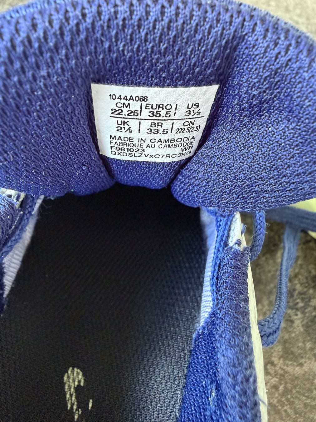 Asics Schuhe für Jungen: Tennisschuhe Sandplatz Gr. 35.5 – Gebraucht aus Lachen SZ von Mavi8808 3
