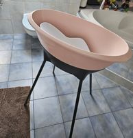 luma  Babybadewanne mit Ständer, rosa, Top Zustand!