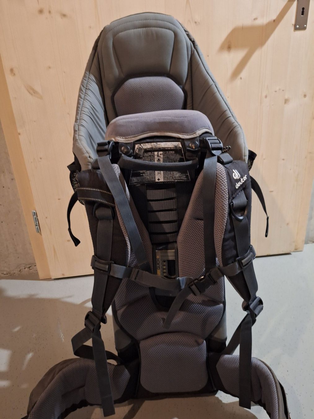 Deuter Marsupi portabebè: Tragerucksack KidComfort 3 – Usato da Medels venduto da nici_89 2