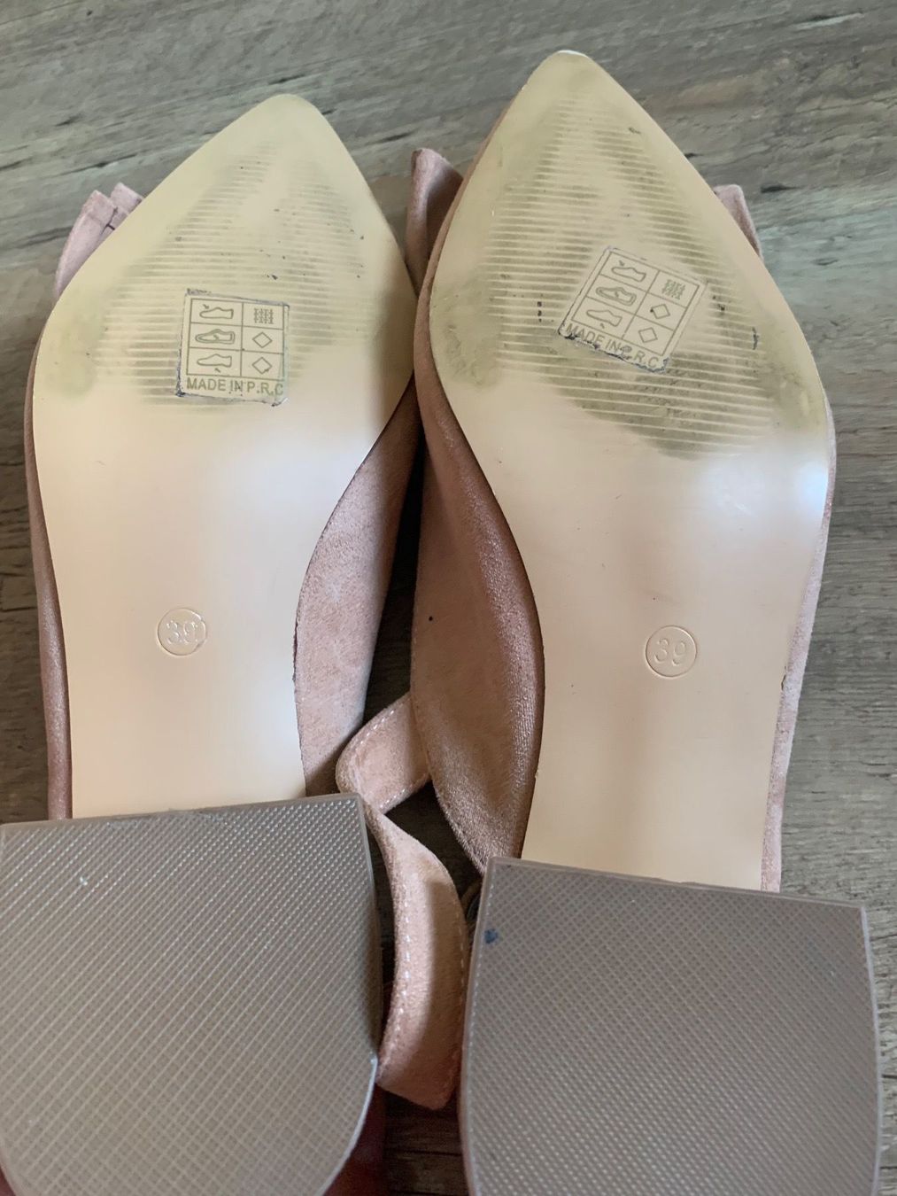 Scarpe da donna: Ab 1.! Hübsche Sandalen mit Schleife, Gr.39, NEU – Nuovo (secondo la descrizione) da Altendorf venduto da Beauty_Girl83 4