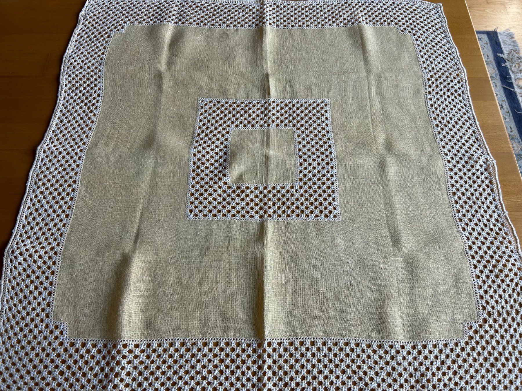 Altra biancheria da tavola: Vintage - Klein-Tischdecke - Handarbeit – Usato da Hagendorn venduto da Teora66