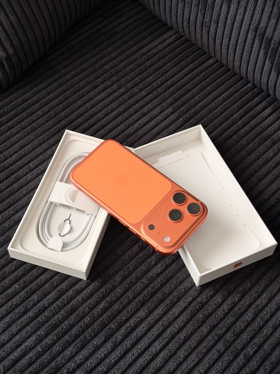 Apple Portables: iPhone 17 Pro Cosmic Orange 256gb – D'occasion à Thalwil par damn.edo 1