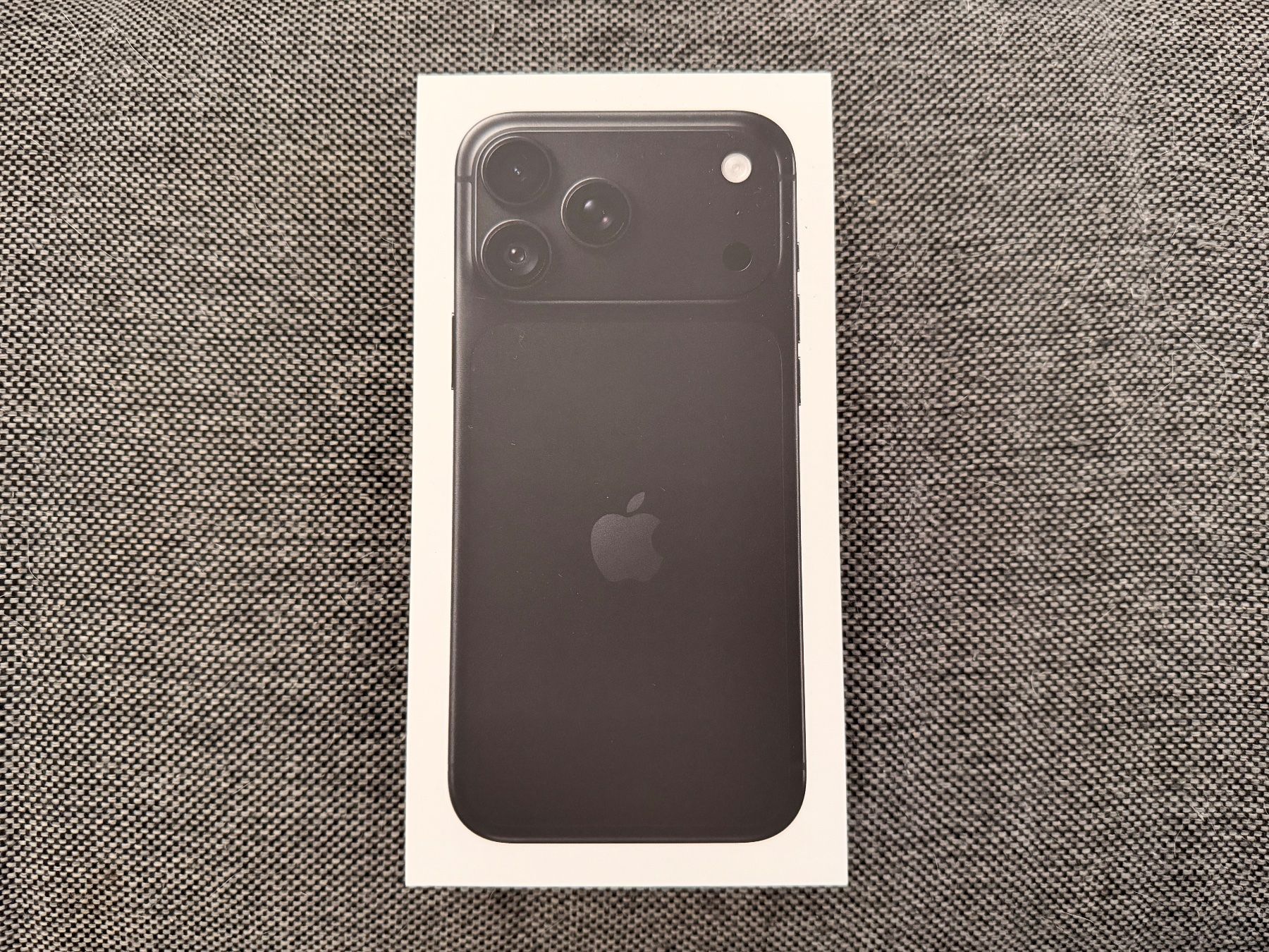 Apple Handys / Smartphones: Apple iPhone 18 Pro Max 256 GB Schwarz NEU abholbereit – Neu und originalverpackt aus Spreitenbach von Bruggi66