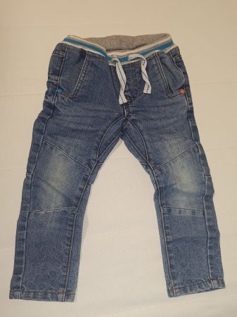 Coole Jeans für kleine Entdecker, Grösse 98