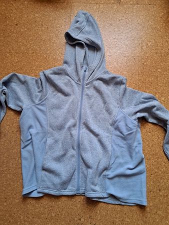 Strickjacke mit Fleece Grösse 50
