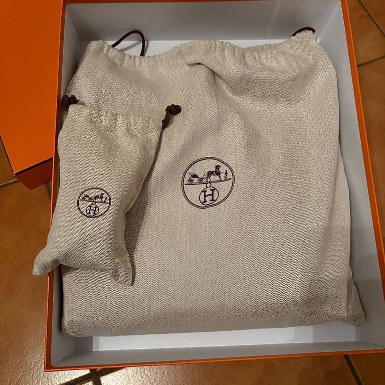 Hermès Altro in  Abbigliamento & Accessori: Hermès Evelyn originale certificata – Usato da Cugnasco venduto da iva_yw8k 2