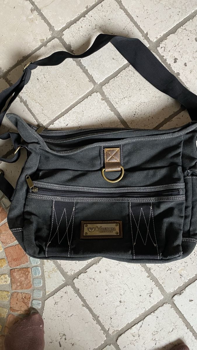 Taschen für Damen: Tasche antrazitfarbig Stoff – Gebraucht aus Gurmels von roj_d7hh