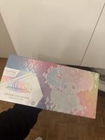 Pokémon Prismatic Evolution SPC - Englisch & Sealed ab 1 CHF
