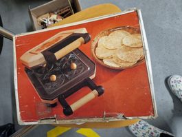 Brezeleisen Waffeleisen 4x Sternmuster mit Verpackung 