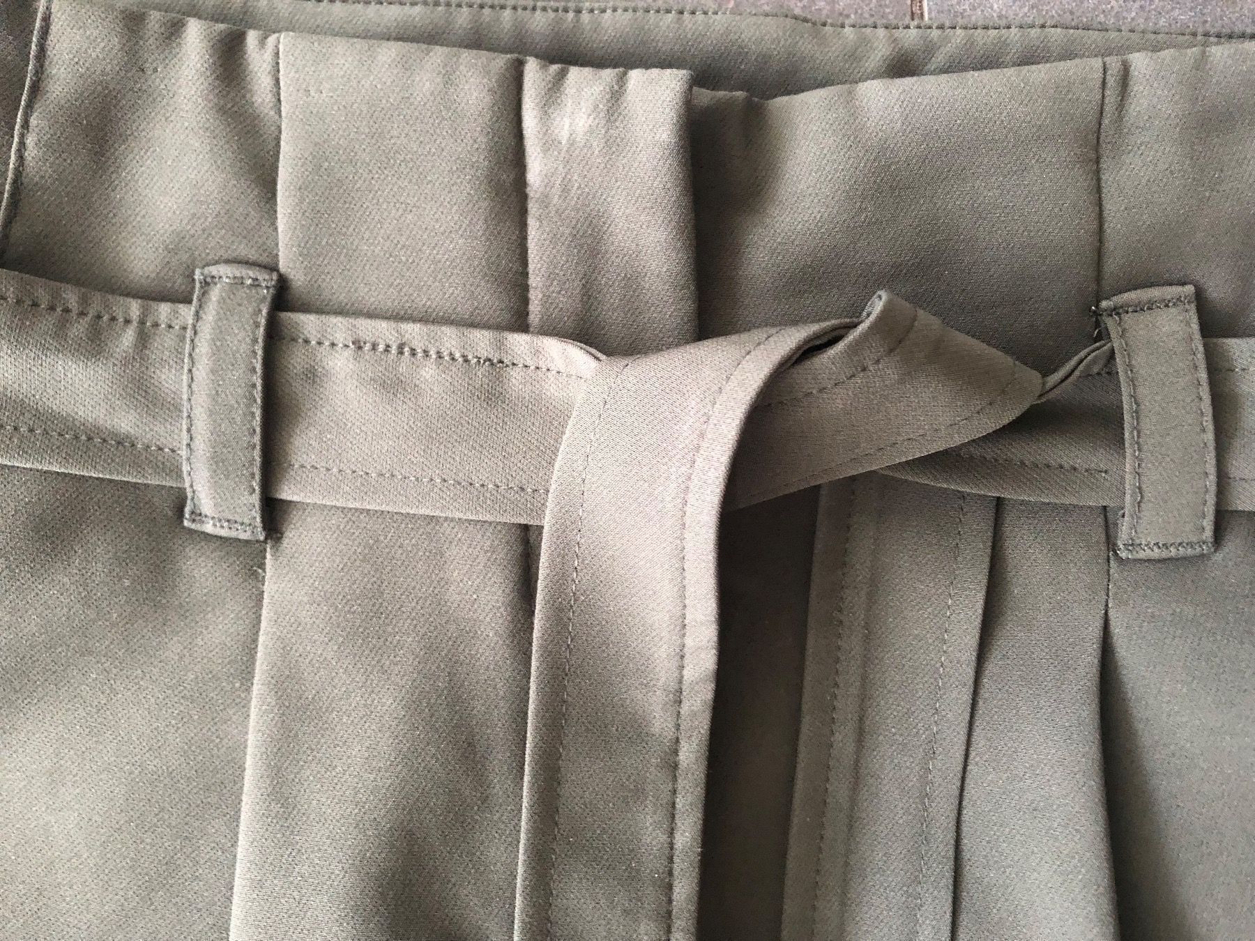 New Look Pantaloni: Hose - New Look - Grösse 34 – Nuovo (secondo la descrizione) da Oberuzwil venduto da jabano 1