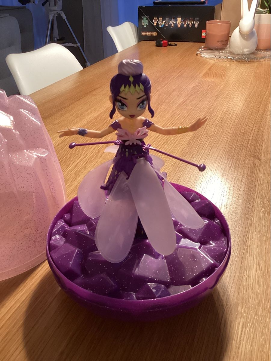 Hatchimals Giocattoli: Fee Hatchimals Pixies Crystal Flyer Lila (Original) – Usato da Emmenbrücke venduto da taigi01