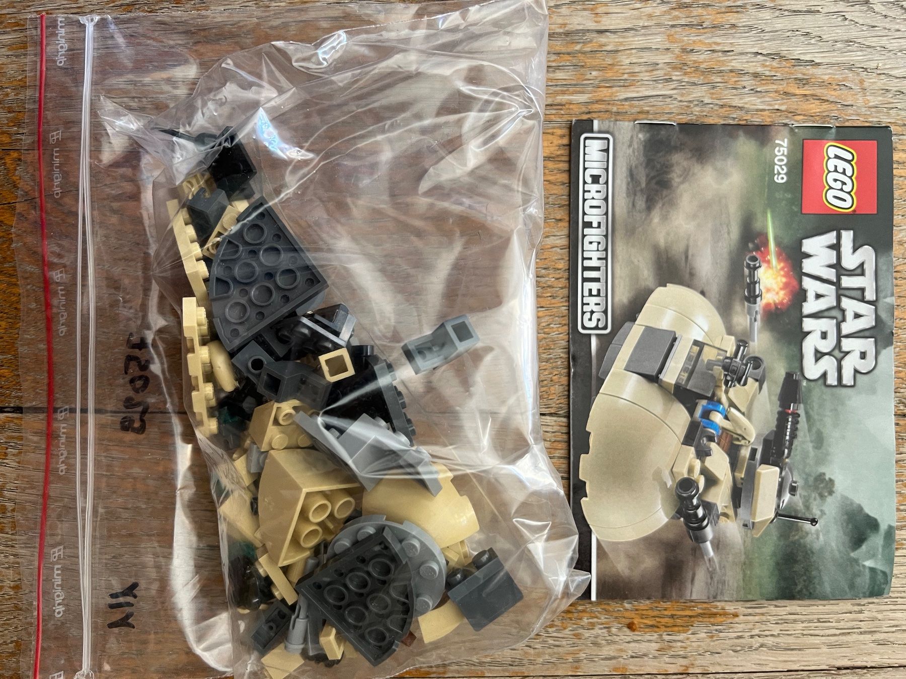 Lego Kit di costruzioni: LEGO STAR WARS 75029 AAT – Usato da Lausanne venduto da cat_656q 1