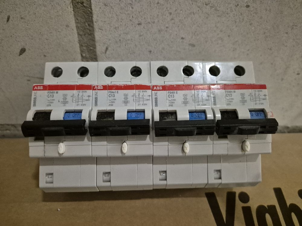 ABB Schutzschalter,Sicherungen 4 Stück FS401M-C13 0.03 A (Gebraucht) in ...