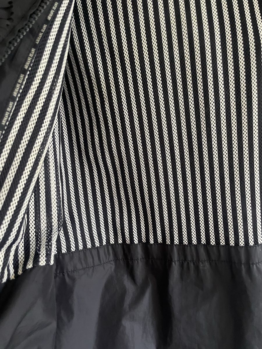 Armani Giacche: Armani Jeans rain jacket size 6US – Usato da Yverdon-les-Bains venduto da pen_bbz8 6