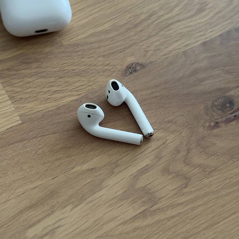 Apple Cuffie: Apple AirPods – Usato da Widen venduto da flavio_marchi 2