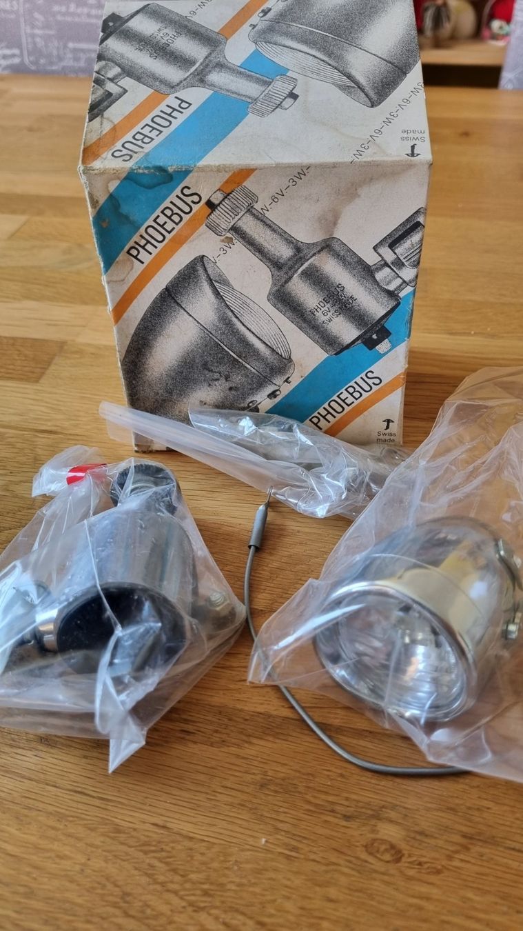 Pièces détachées: Retro Fahrradlicht – Neuf avec emballage d'origine à Balsthal par preis.wert