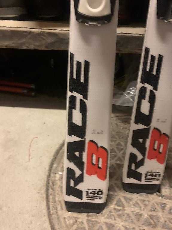 Skis: Sci Atomic – Gebraucht aus Brissago von Rena23 2