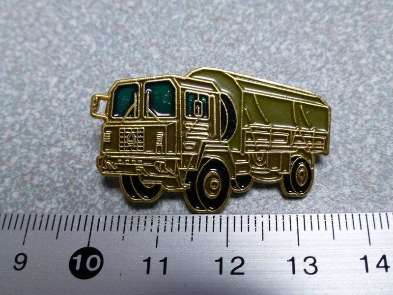 Pin's Armée – Camion Renault Terre Commissariat – Vintage – Occasion