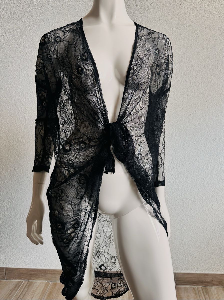Tuniques: Lace Tunic S – D'occasion à Vevey par ledidream