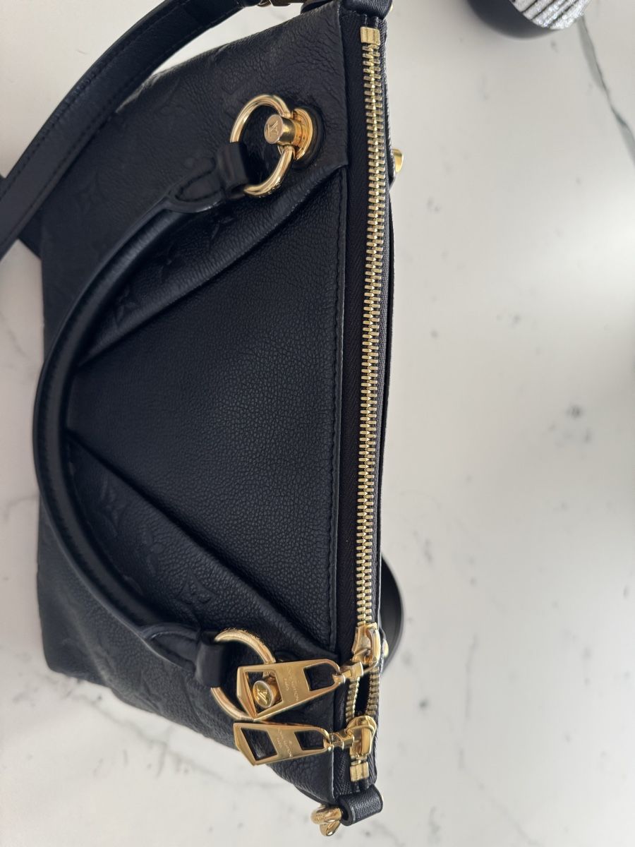 Louis Vuitton Borse da donna: Louis Vuitton V Tote Empreinte noir – Usato da Nänikon venduto da Belle1605 5