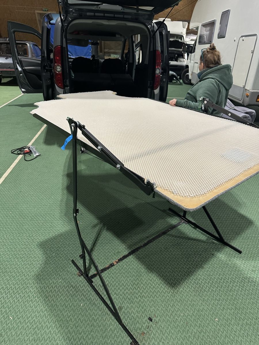 Véhicules de camping: Auto Himmelbett – D'occasion à Pieterlen par Sadu 6