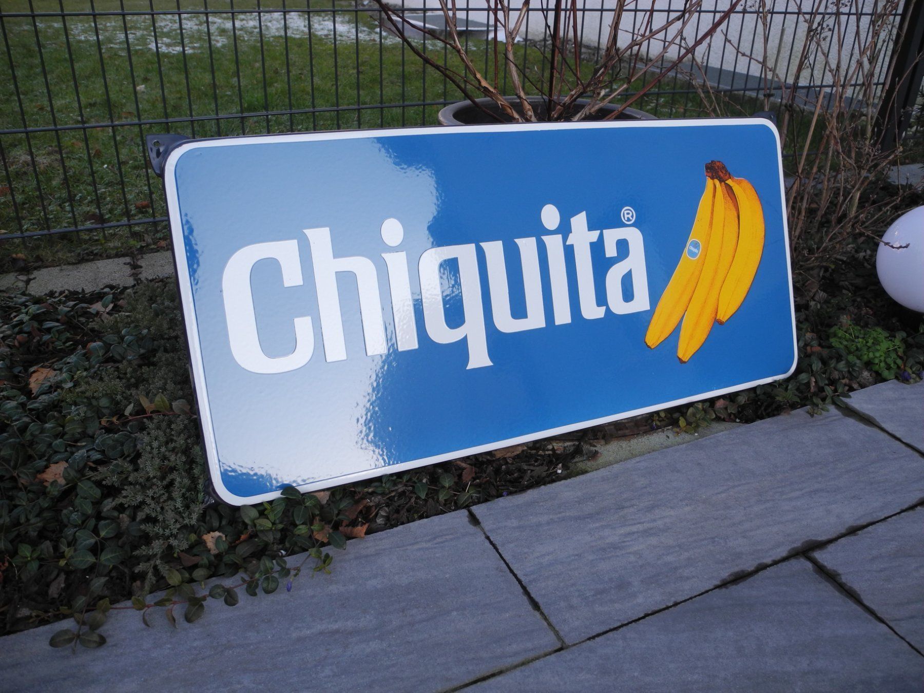Insegne: XXL CHIQUITA EMAILSCHILD – Nuovo (secondo la descrizione) da Reinach AG venduto da Huckleberrysix