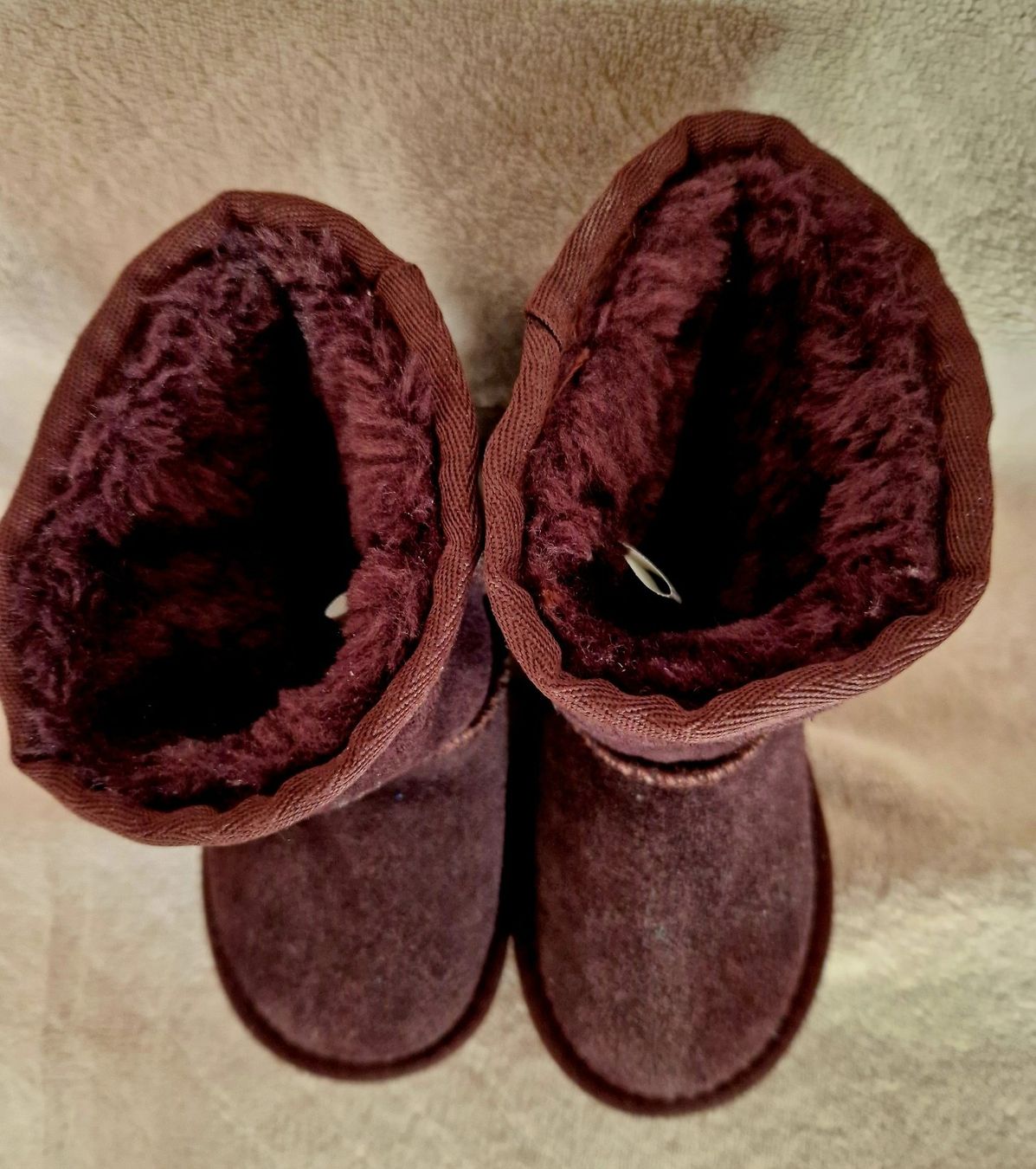Ugg Scarpe per ragazzi: UGG Boots Gr 24, braun – Usato da Chur venduto da Babuyan13 2