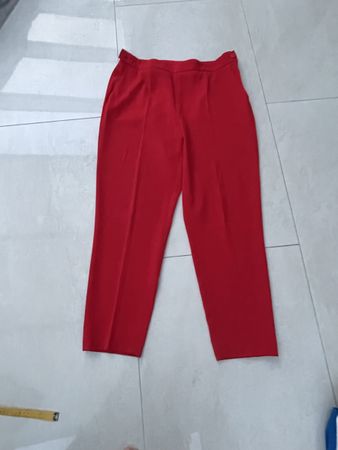 Elegante ESCADA Stoffhose Gr. 40 Rot