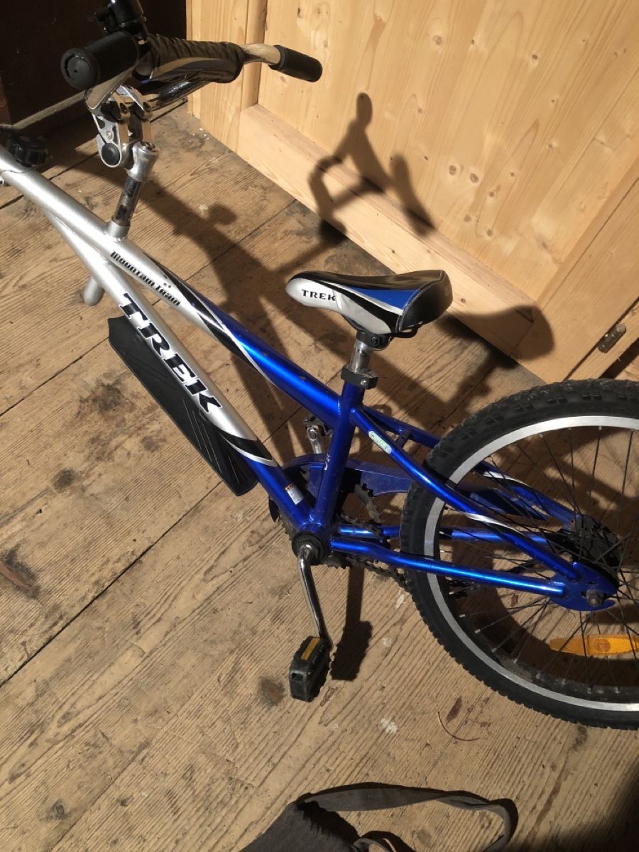 Rimorchi: Trailerbike, Schattenveloanhänger – Usato da Schliern b. Köniz venduto da Corinu59 1