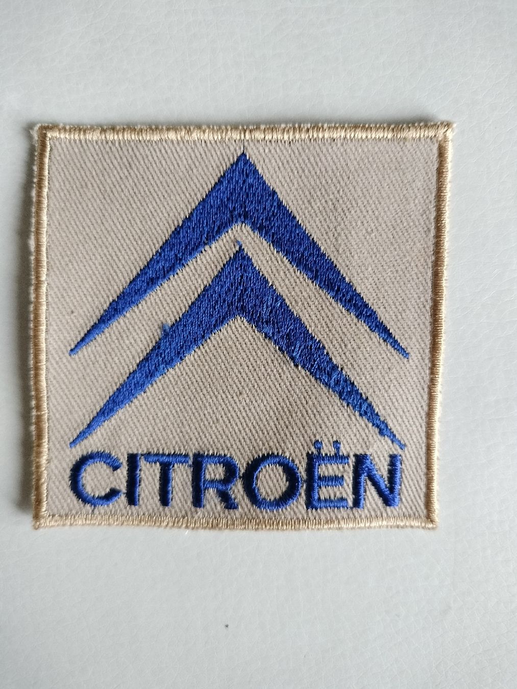Toppe: Auto Aufnäher Citroen – Usato da Schwanden Sigrisw venduto da cadieux71