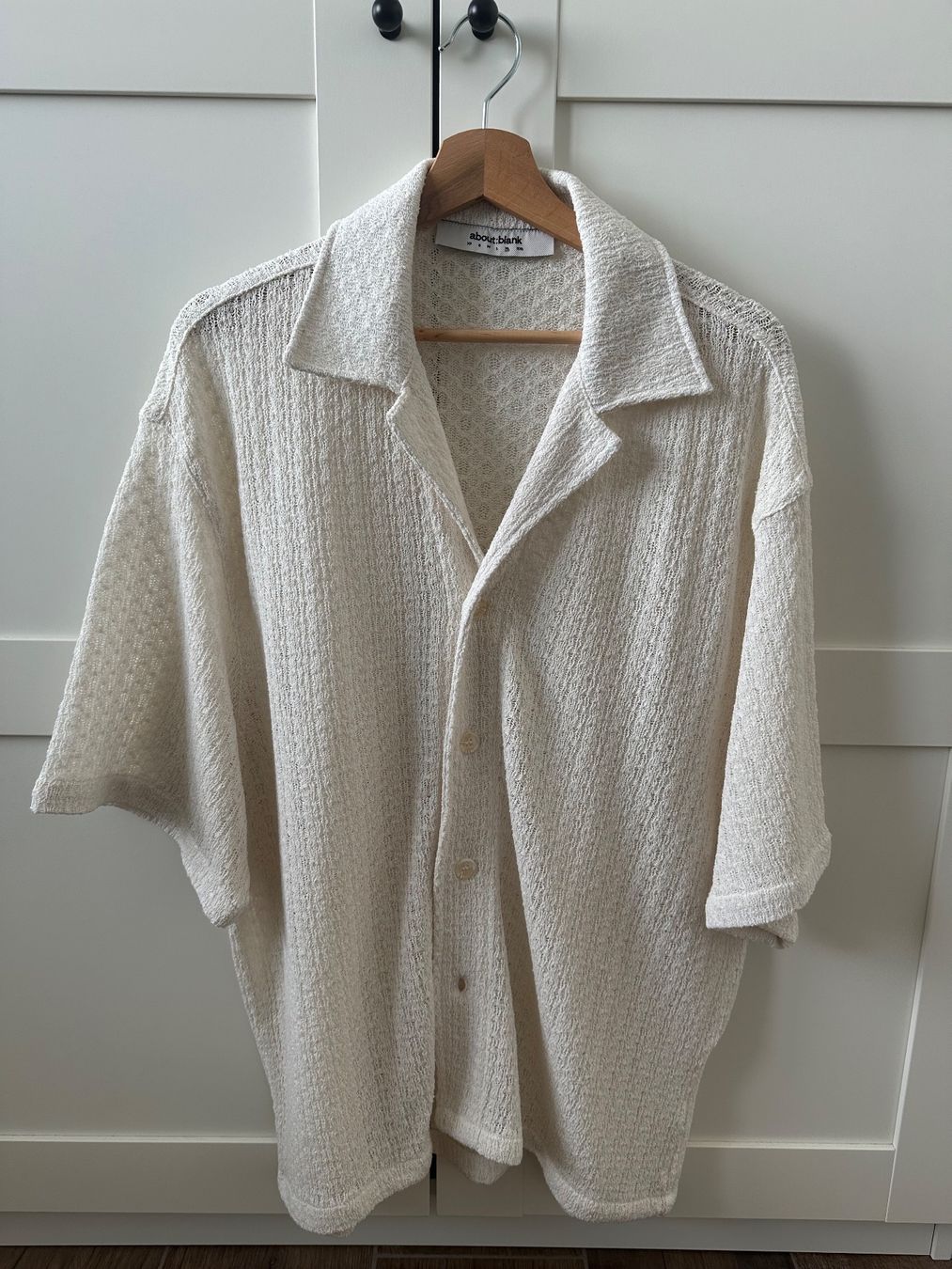 Top: About Blank Knitted Shirt – Usato da St.Gallen venduto da BrkG
