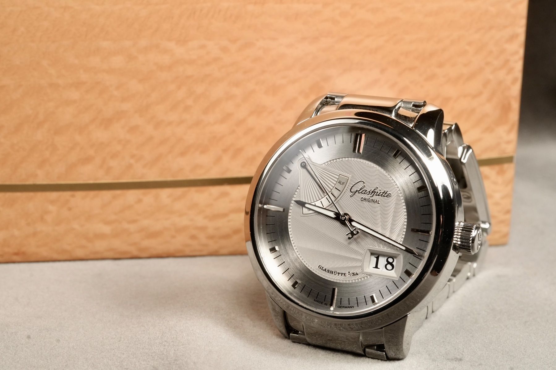 Glashütte Orologi: Glashutte Original - Panorama Date Power Reserve – Usato da Morcote venduto da chronoservice 9