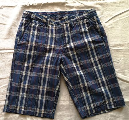 Neue & elegante Shorts, Gr. M, Caromuster Blau (ungetragen)
