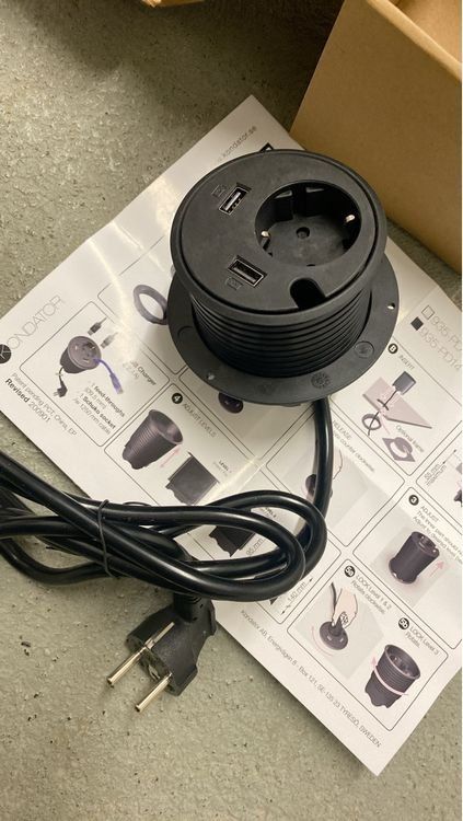 Spine: Einbau-Steckdose mit USB Ports – Nuovo e nell'imballaggio originale da Mülligen venduto da vagos85