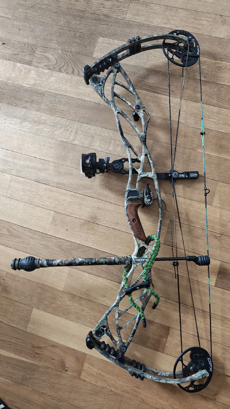 Hoyt Tiro con l'arco: Compoundbogen Hoyt Defiant 34 – Usato da Arlesheim venduto da Maaxe 2