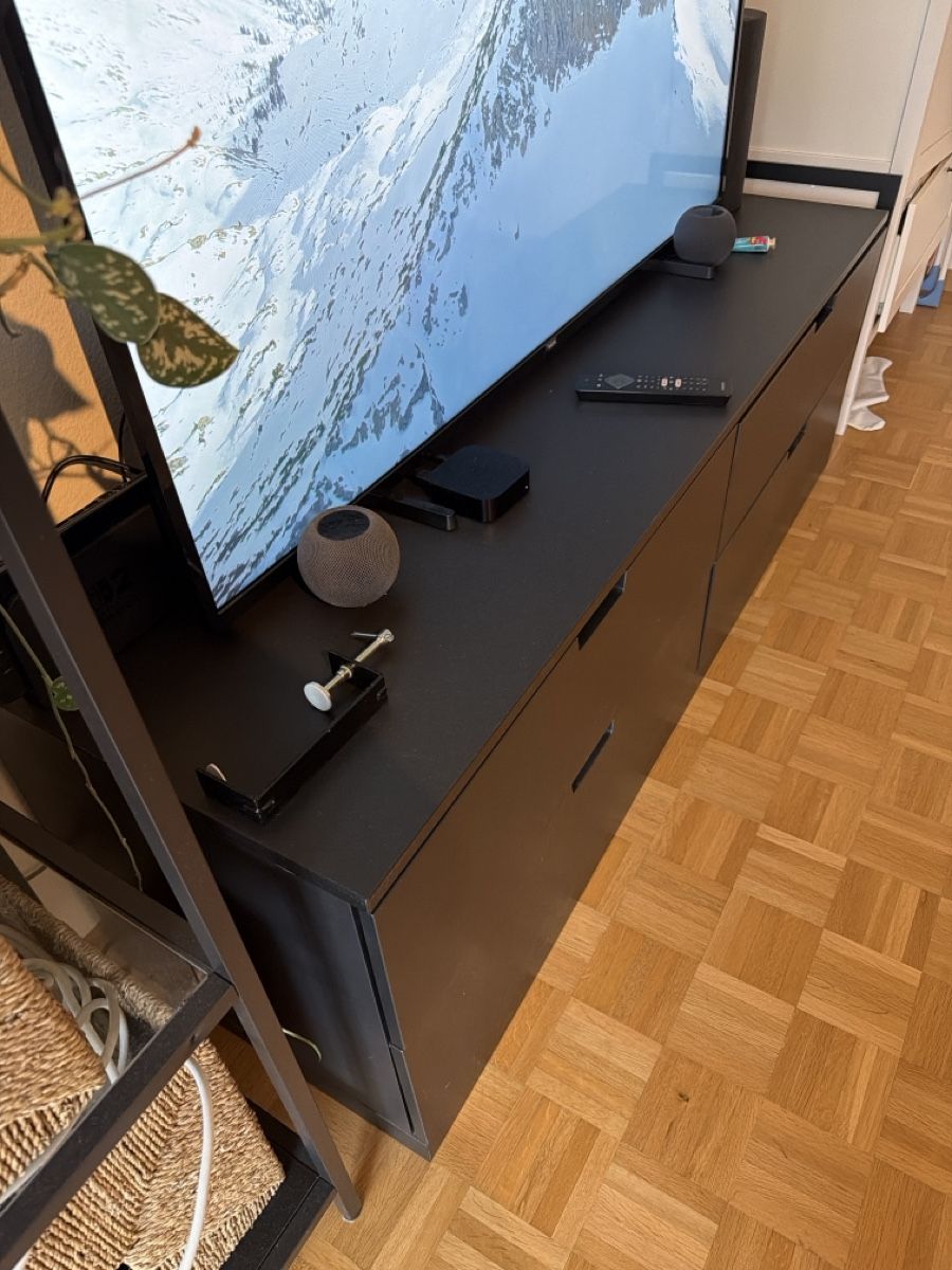 Ikea Cassettiere: Schwarzes TV-Lowboard mit Schubladen – Usato da Thalwil venduto da Artii101 2