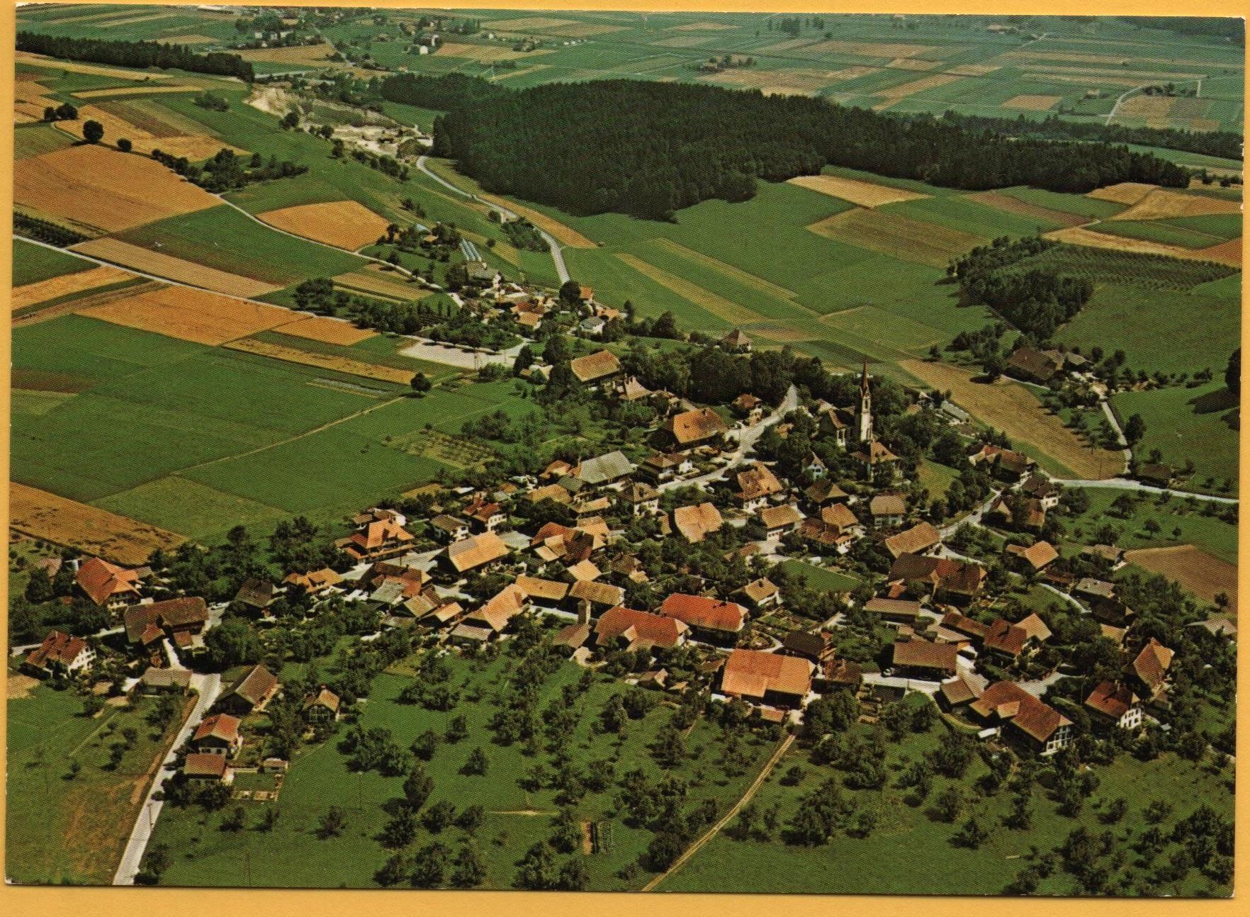 Cartes postales: Flugaufnahme KIRCHDORF BE – D'occasion à Jona par philajona