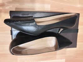 Dorsa Pumps schwarz Leder Schlangenoptik Grösse 39 gebraucht
