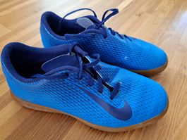 Nike Hallenfussballschuhe blau Grösse 35.5. top zustand!