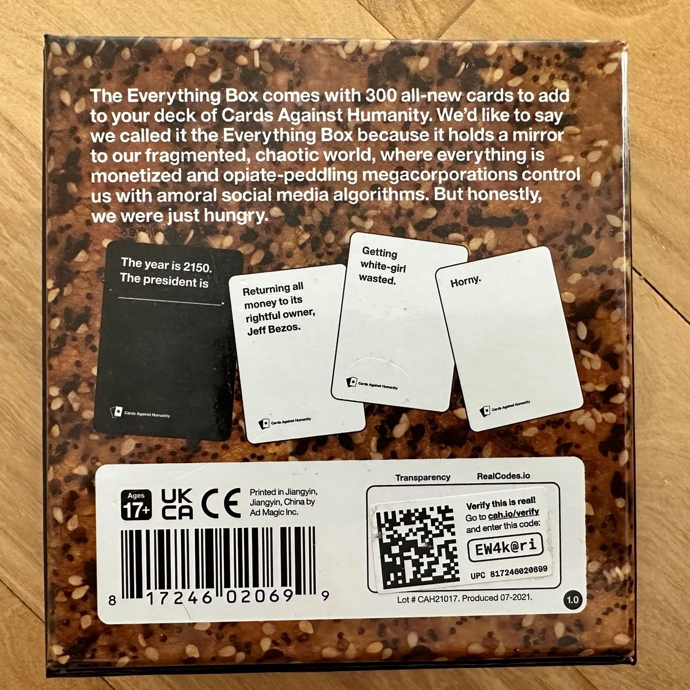 Spiele: Cards Against Humanity - Everything Box – Gebraucht aus Riva San Vitale von  1