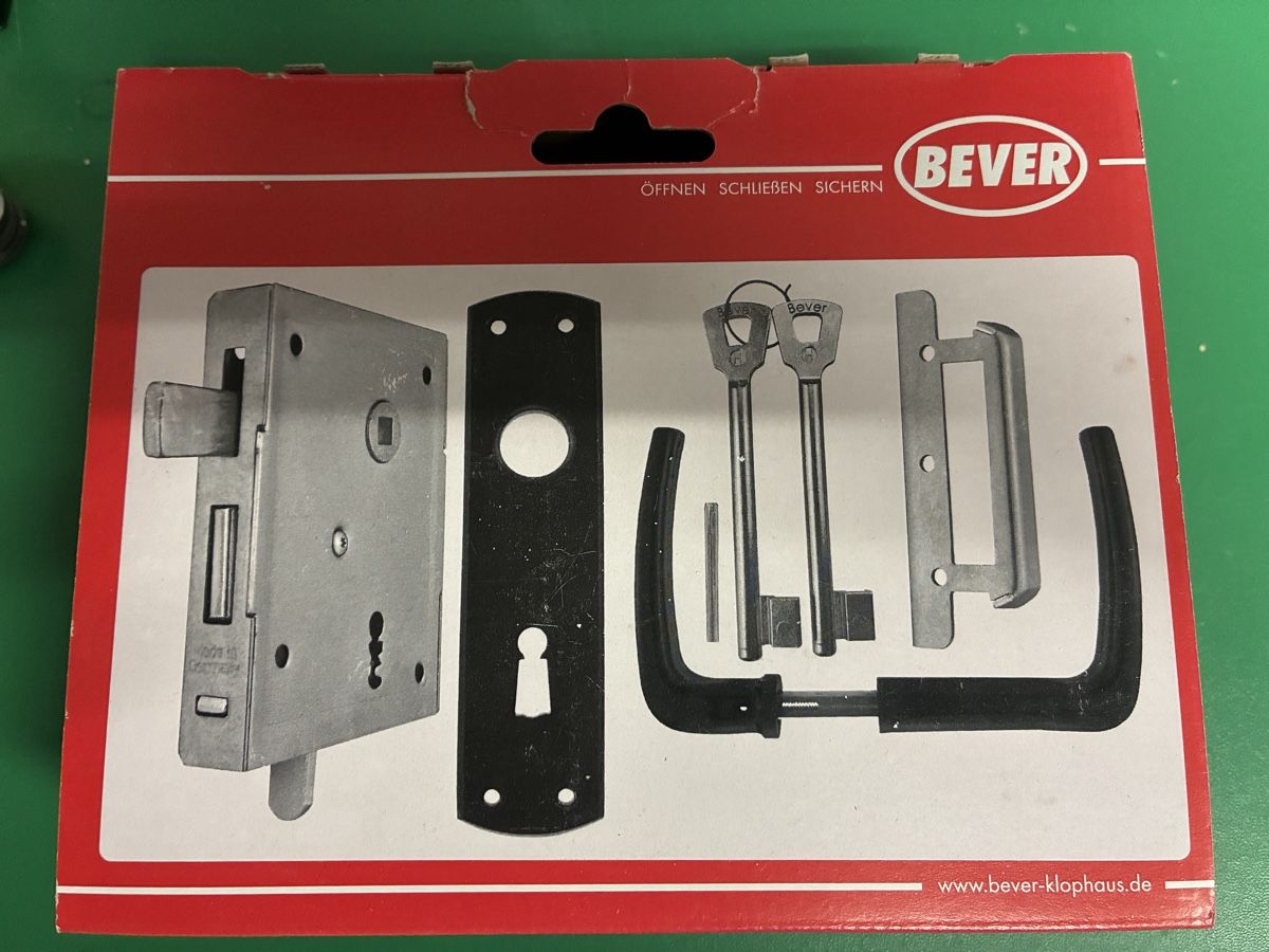 Schlösser: Bever Universal Kastenschloss Komplett – Neu und originalverpackt aus Münchenstein von pricehouse